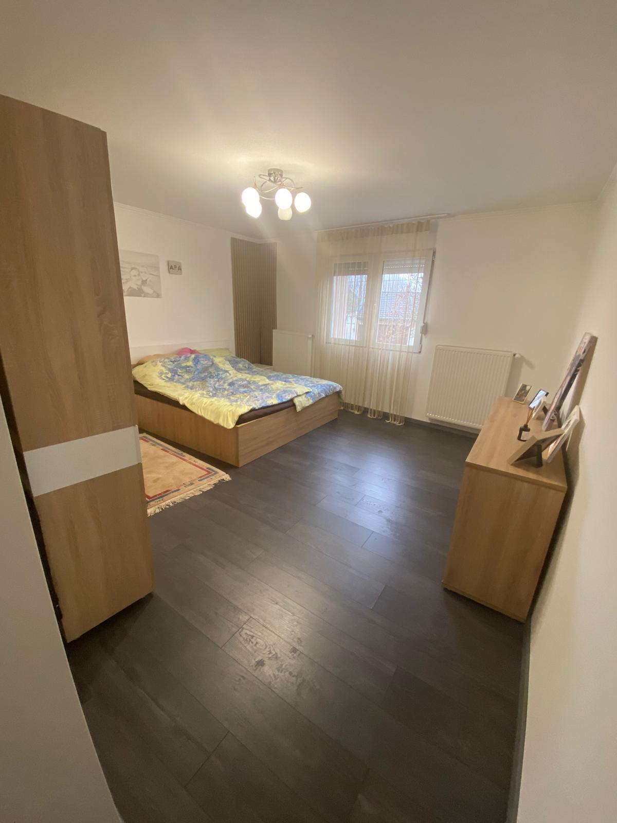 đĄ EladĂł felĂșjĂtott tĂĄrsashĂĄzi otthon â Baja - Image 4