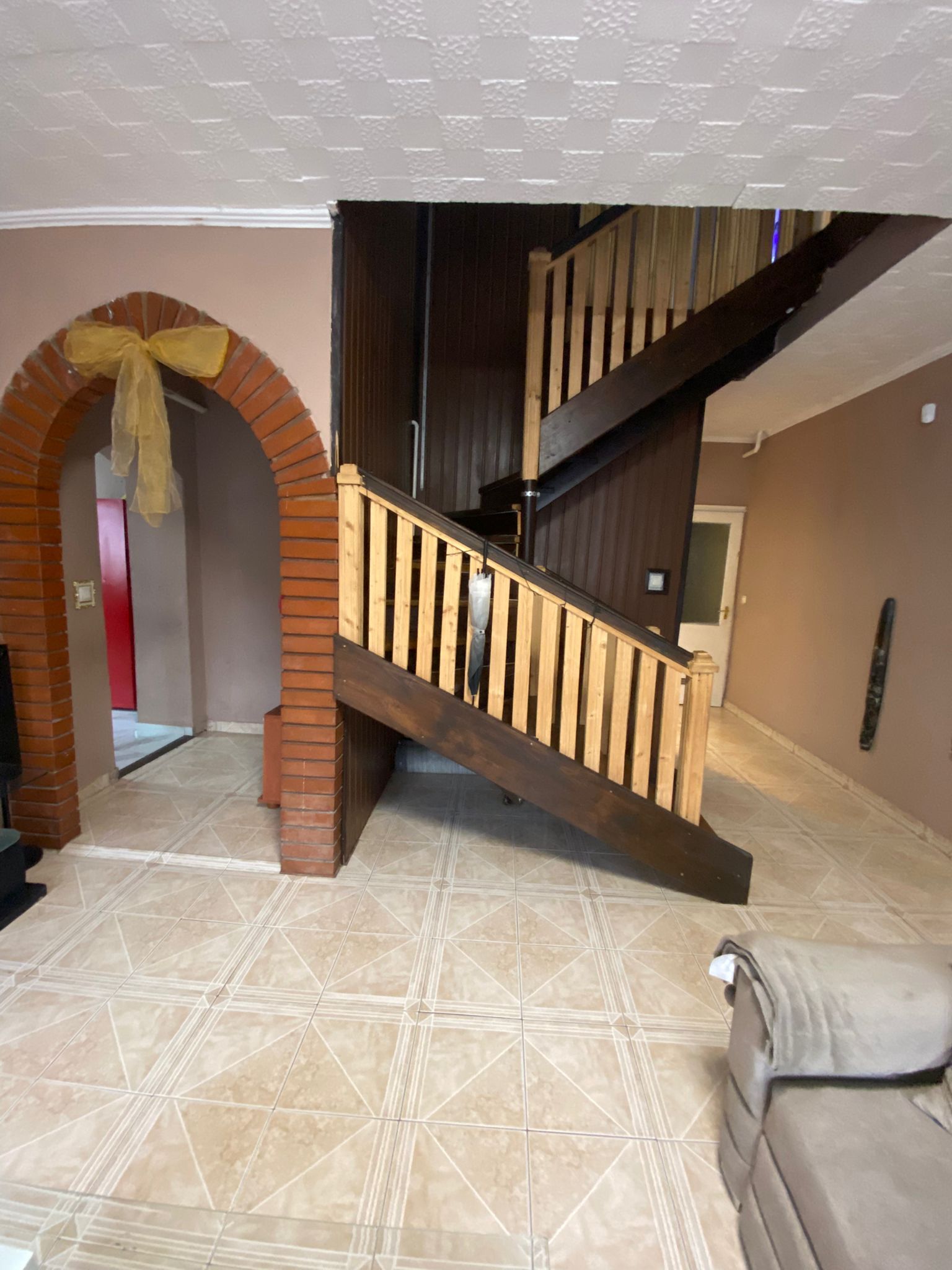 đĄ EladĂł felĂșjĂtott emeletes csalĂĄdi hĂĄz â JĂĄnoshalma - Image 9