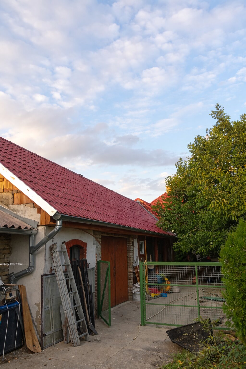 đĄđ„ ELADĂ TELJESKĂRưEN FELĂJĂTOTT CSALĂDI HĂZ Pörböly TERĂLETĂN â AZONNAL KĂLTĂZHETĆ, KOMPLEX MEGOLDĂS! đ„đĄ - Image 18